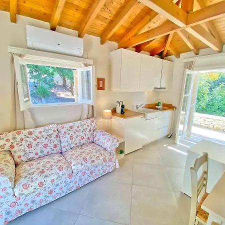 Paleopetres K-six - Premium - - Casa de Férias