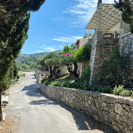 Paleopetres K-six - Premium - - Casa de Férias Kalámi