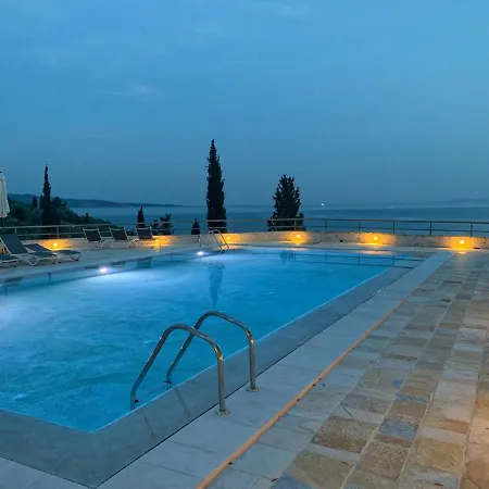 Casa de Férias Paleopetres K-six - Premium - -