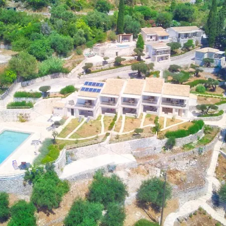 Paleopetres K-six - Premium - - Casa de Férias Kalámi