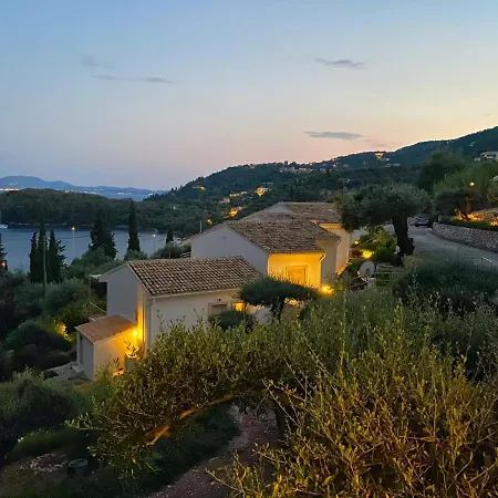 Paleopetres K-six - Premium - - Casa de Férias Kalámi