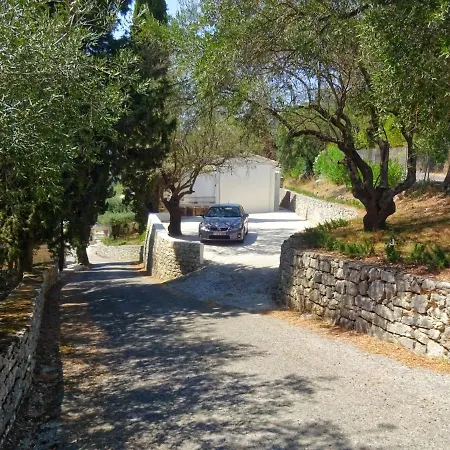 Paleopetres K-six - Premium - - Casa de Férias Kalámi